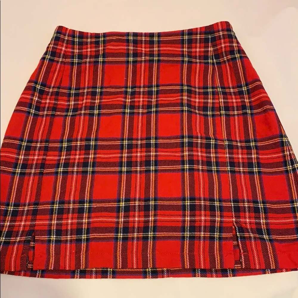 brandy melville plaid skirt